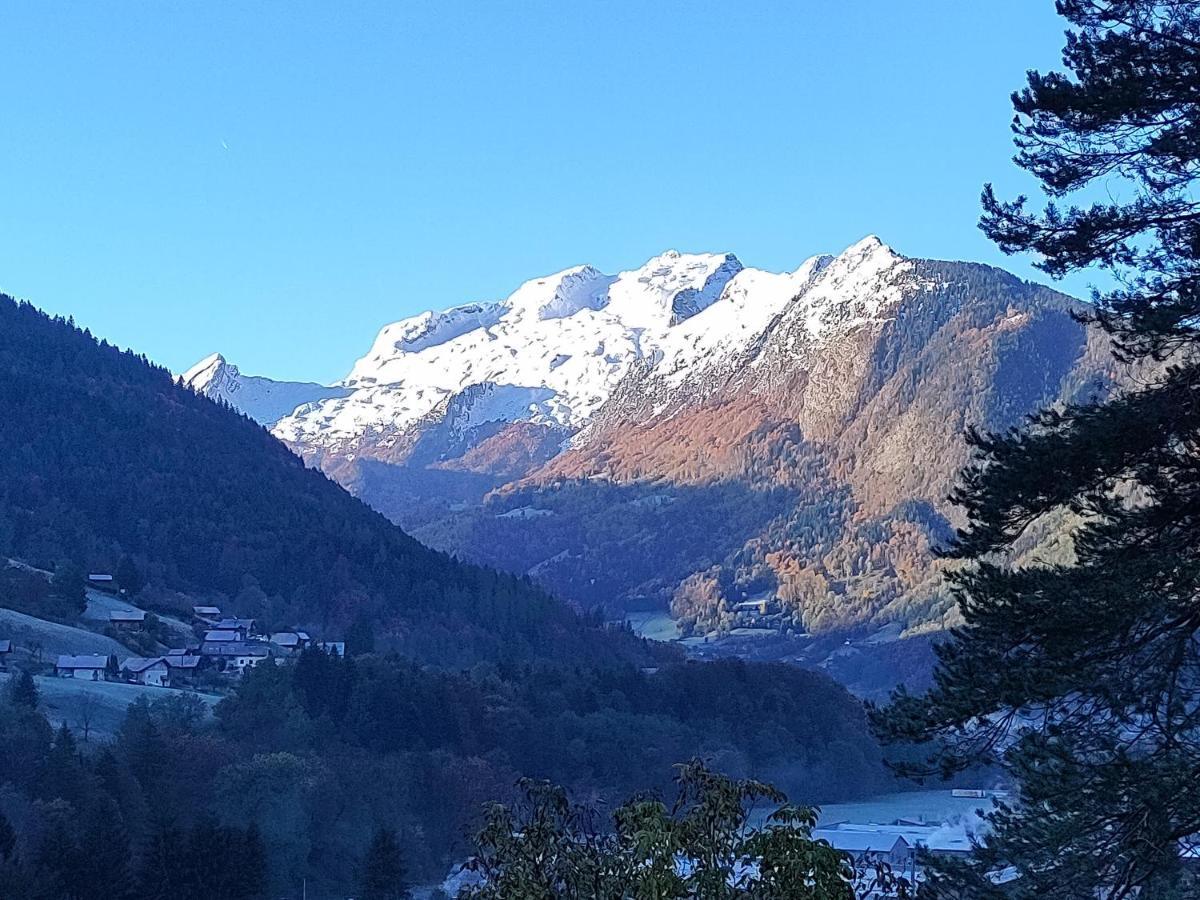 Logement Entre Lac Et Montagnes Тон Екстер'єр фото
